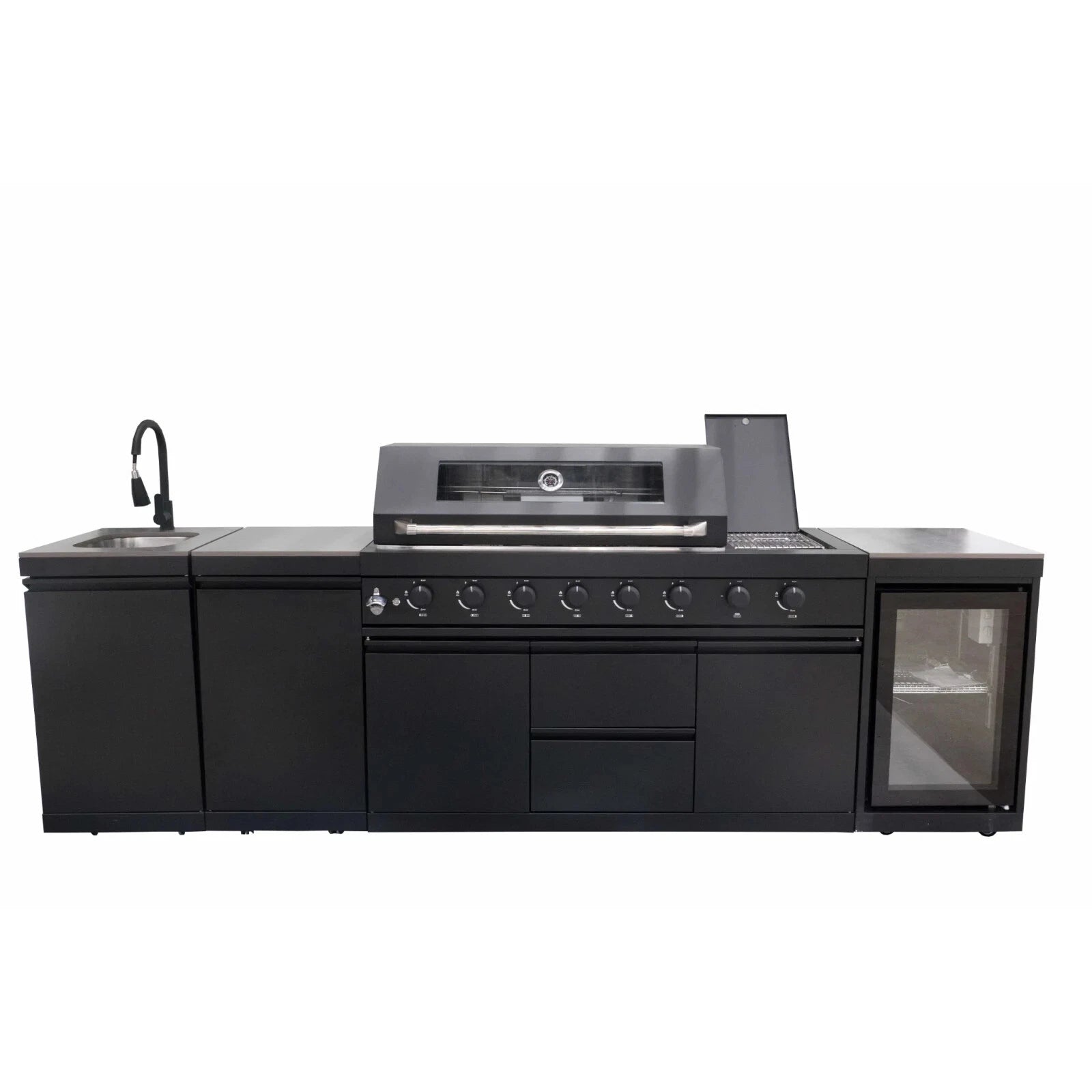 Luxe Assado Outdoor Kitchen