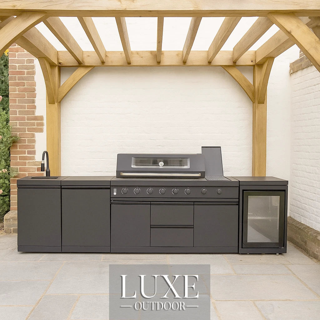 Luxe Assado Outdoor Kitchen